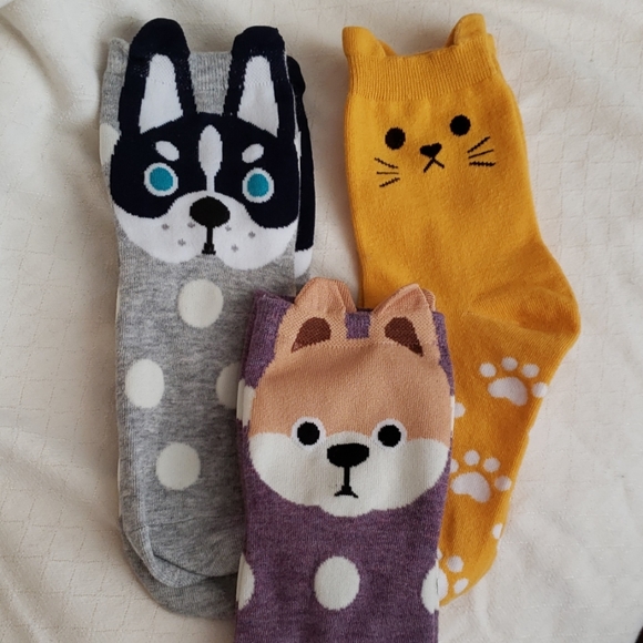 Accessories - NWOT Cute dog & cat socks